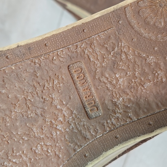 Durango Women 2" LStyle Sandstone Emboss Leather Western hobo shoes sz 9M - Picture 12 of 13